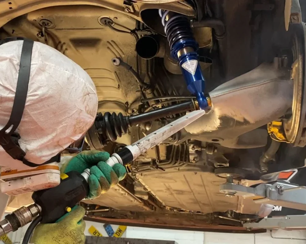 Dry-Ice-Blasting-Underside-Car